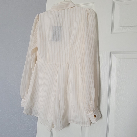 NWT! PrettyLittleThing Romper - Picture 3 of 5